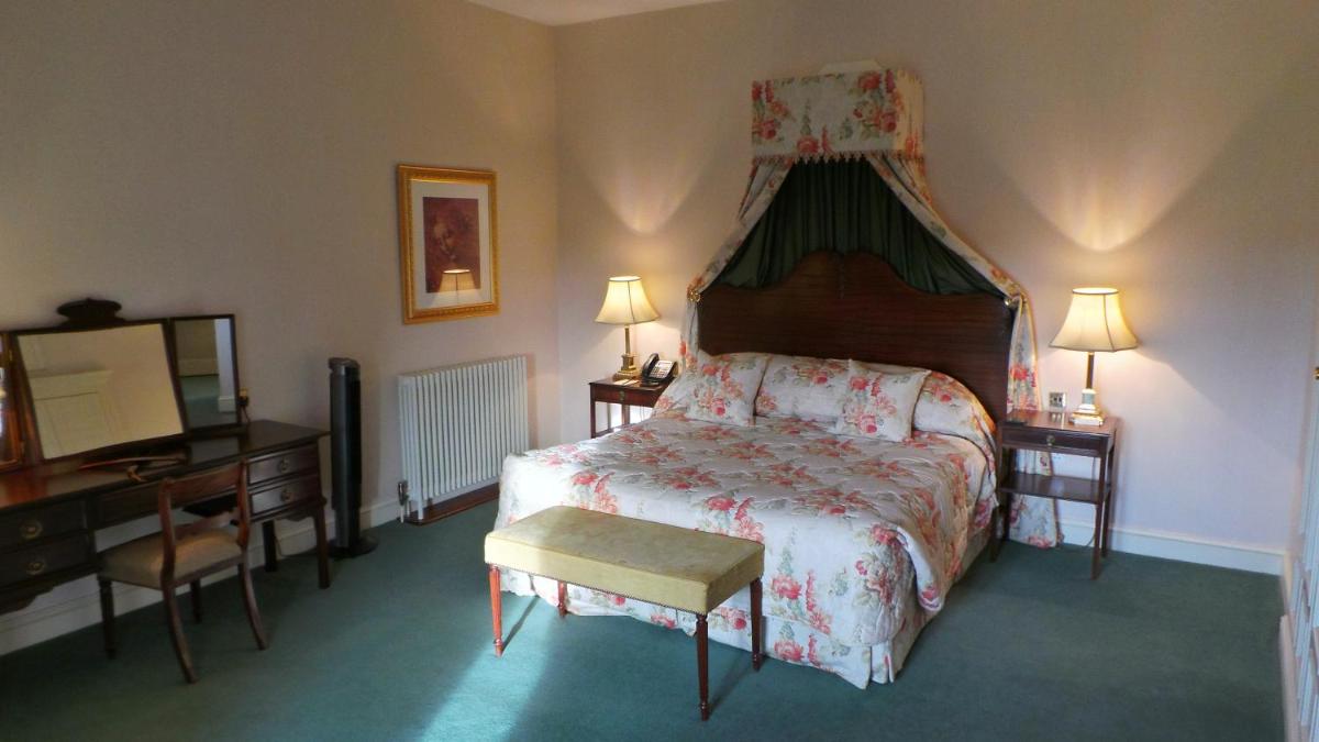 Luton Hoo Hotel, Golf and Spa