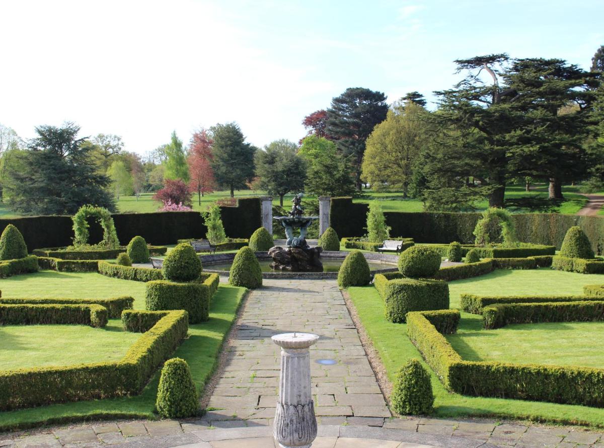 Luton Hoo Hotel, Golf and Spa