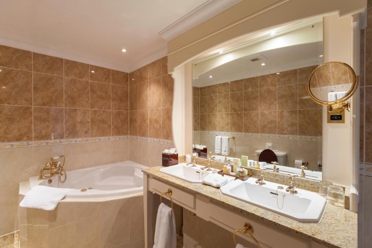 Luton Hoo Hotel, Golf and Spa