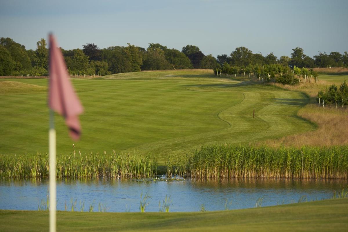 Luton Hoo Hotel, Golf and Spa