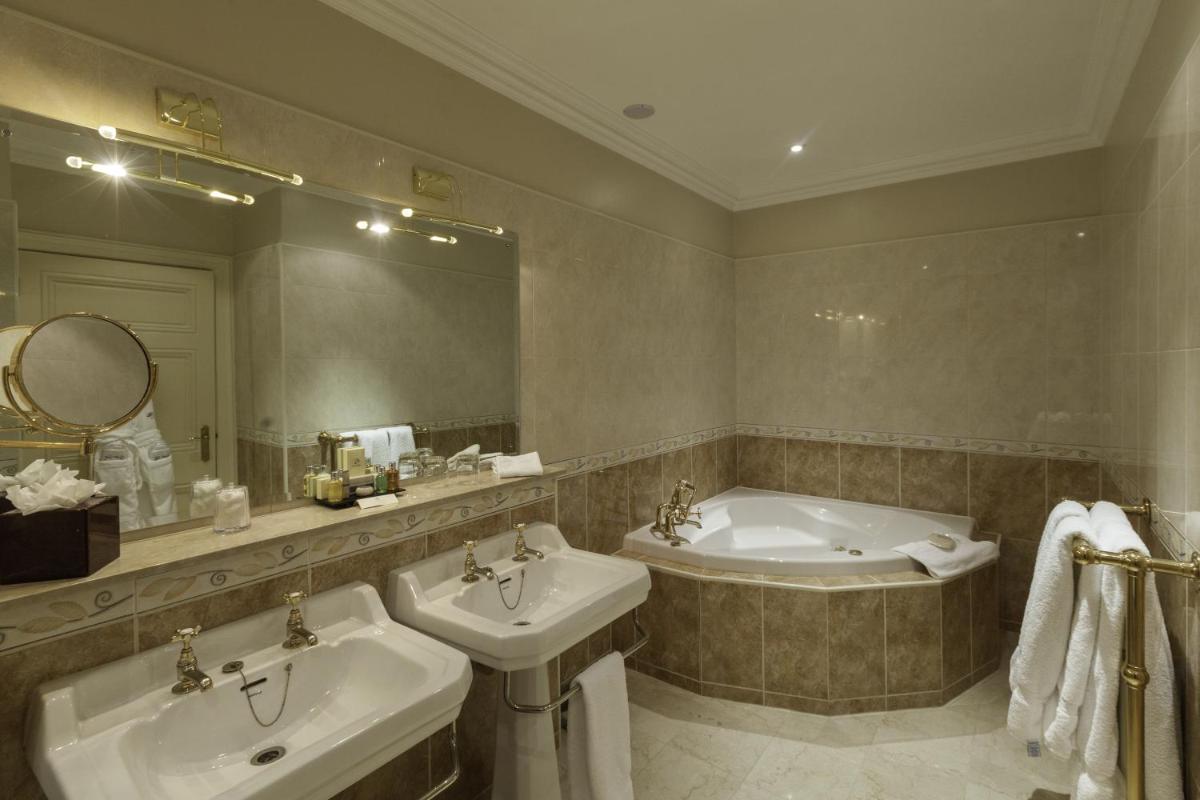 Luton Hoo Hotel, Golf and Spa
