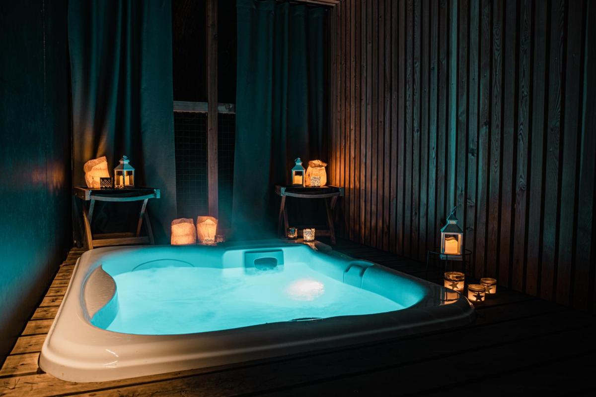 Luxury glamping Chocolate village