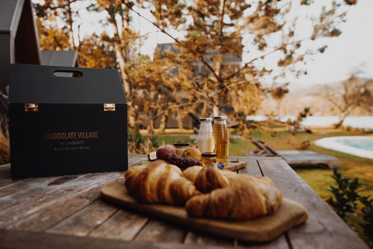 Luxury glamping Chocolate village