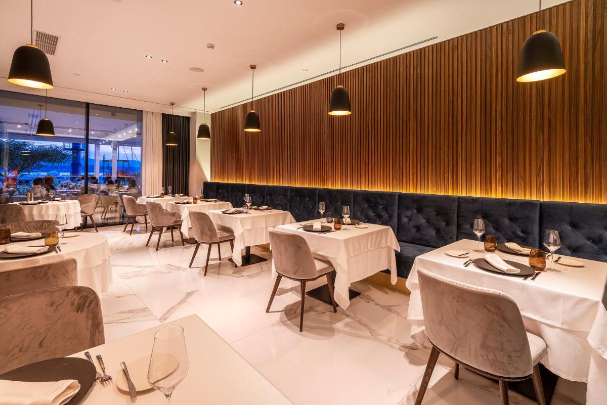 Luxury Hotel Riva