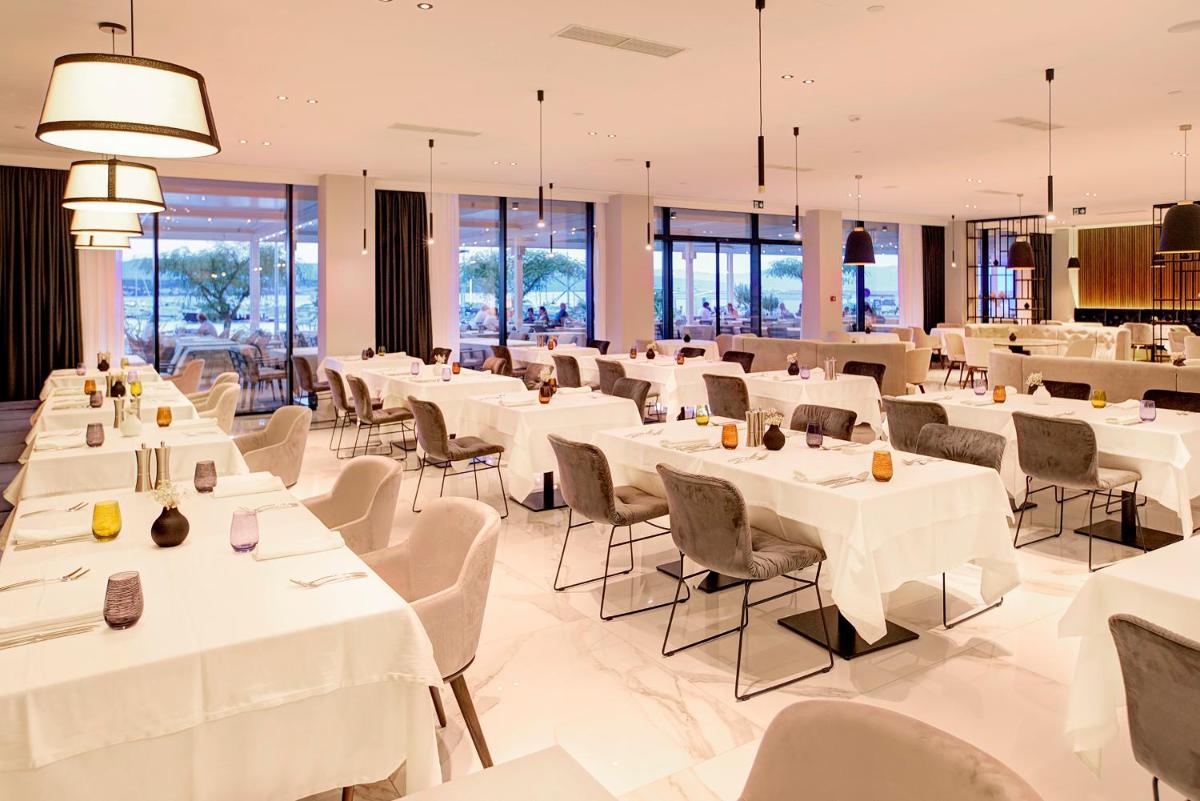 Luxury Hotel Riva