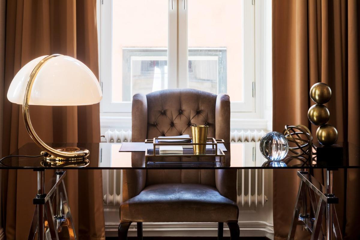 Lydmar Hotel