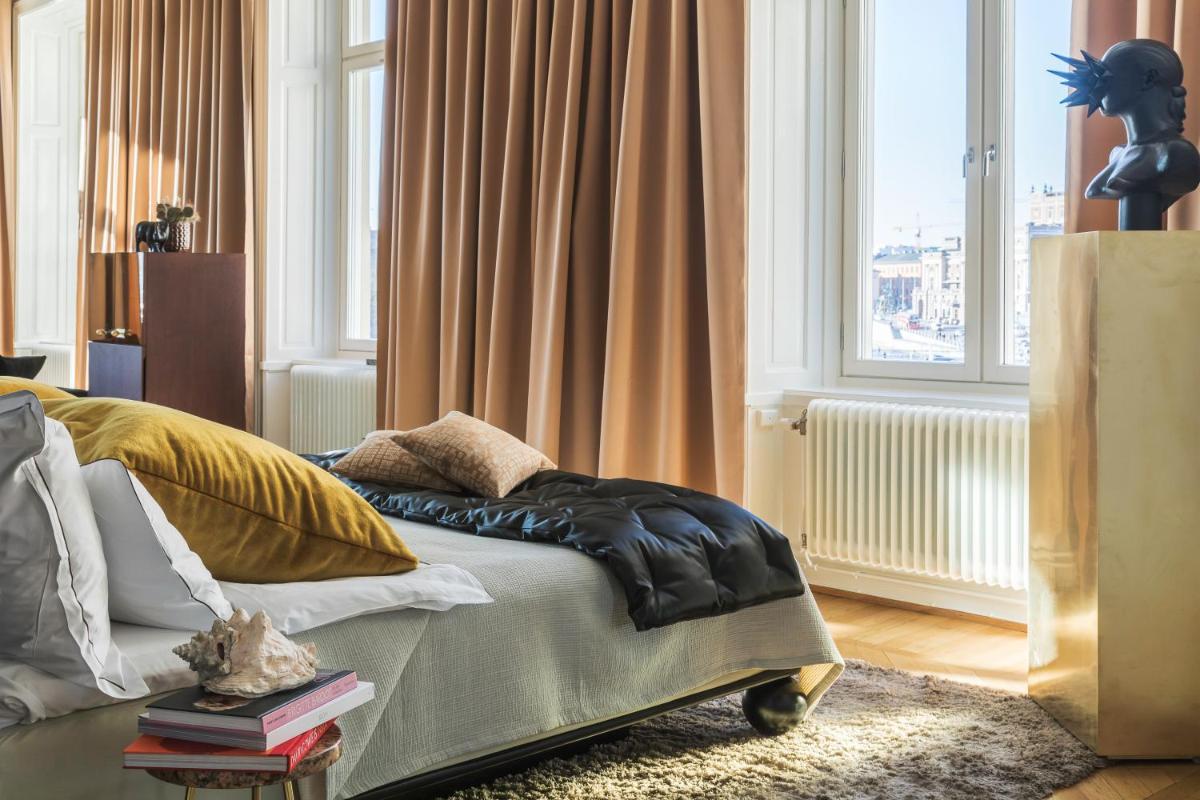 Lydmar Hotel