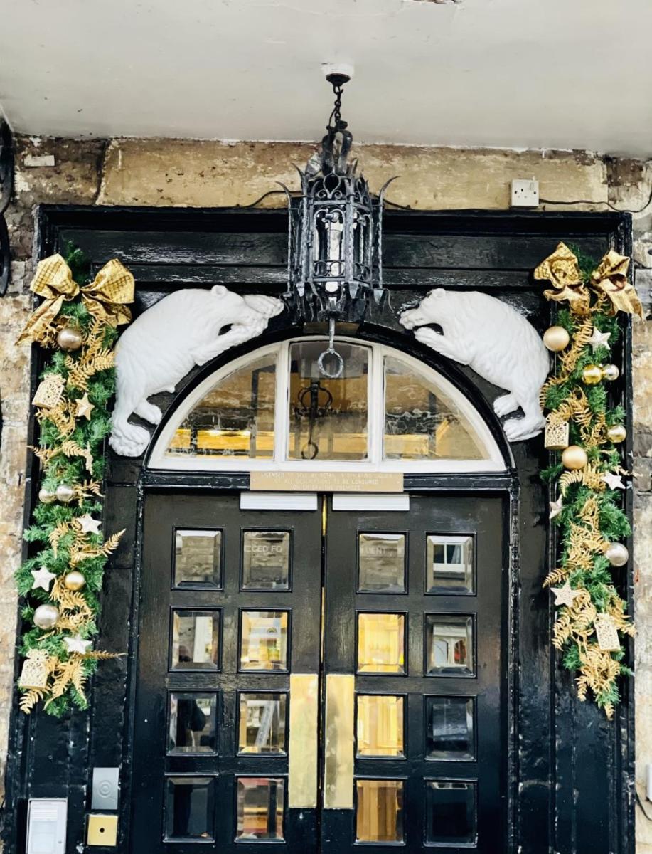 Macdonald Bear Hotel