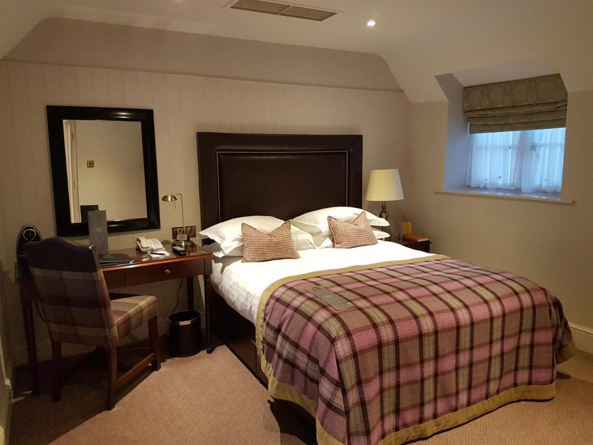 Macdonald Bear Hotel