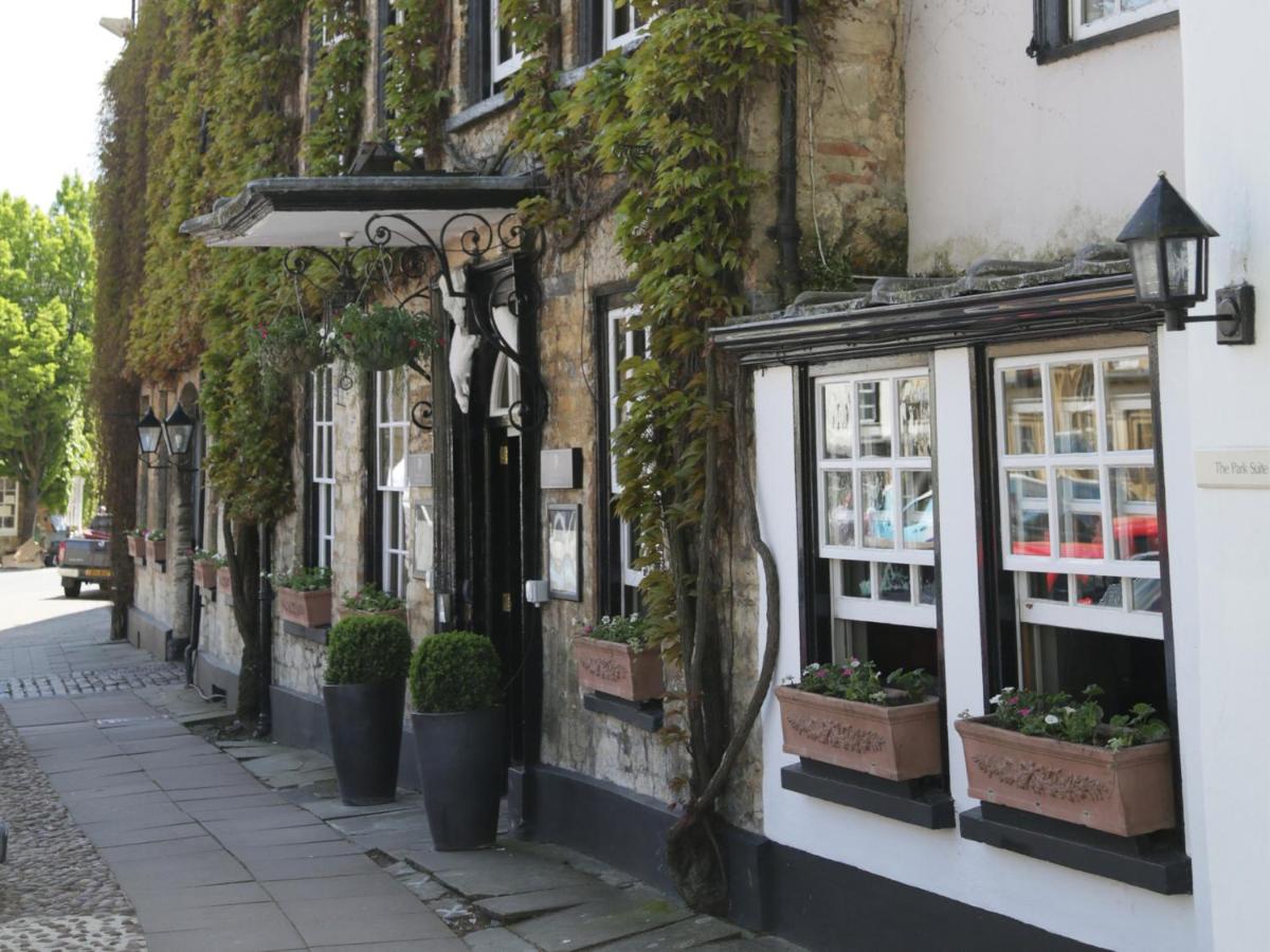 Macdonald Bear Hotel