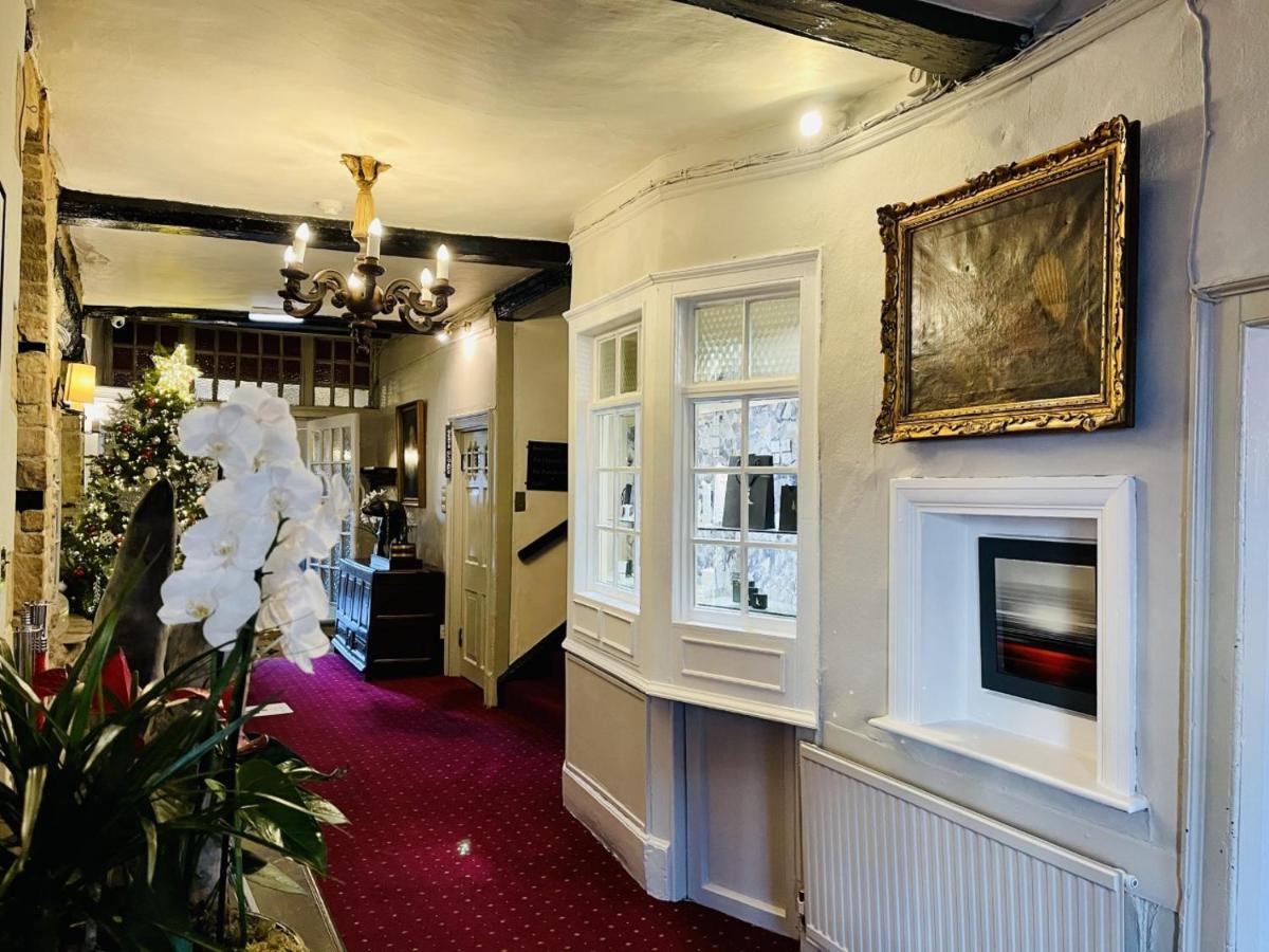 Macdonald Bear Hotel