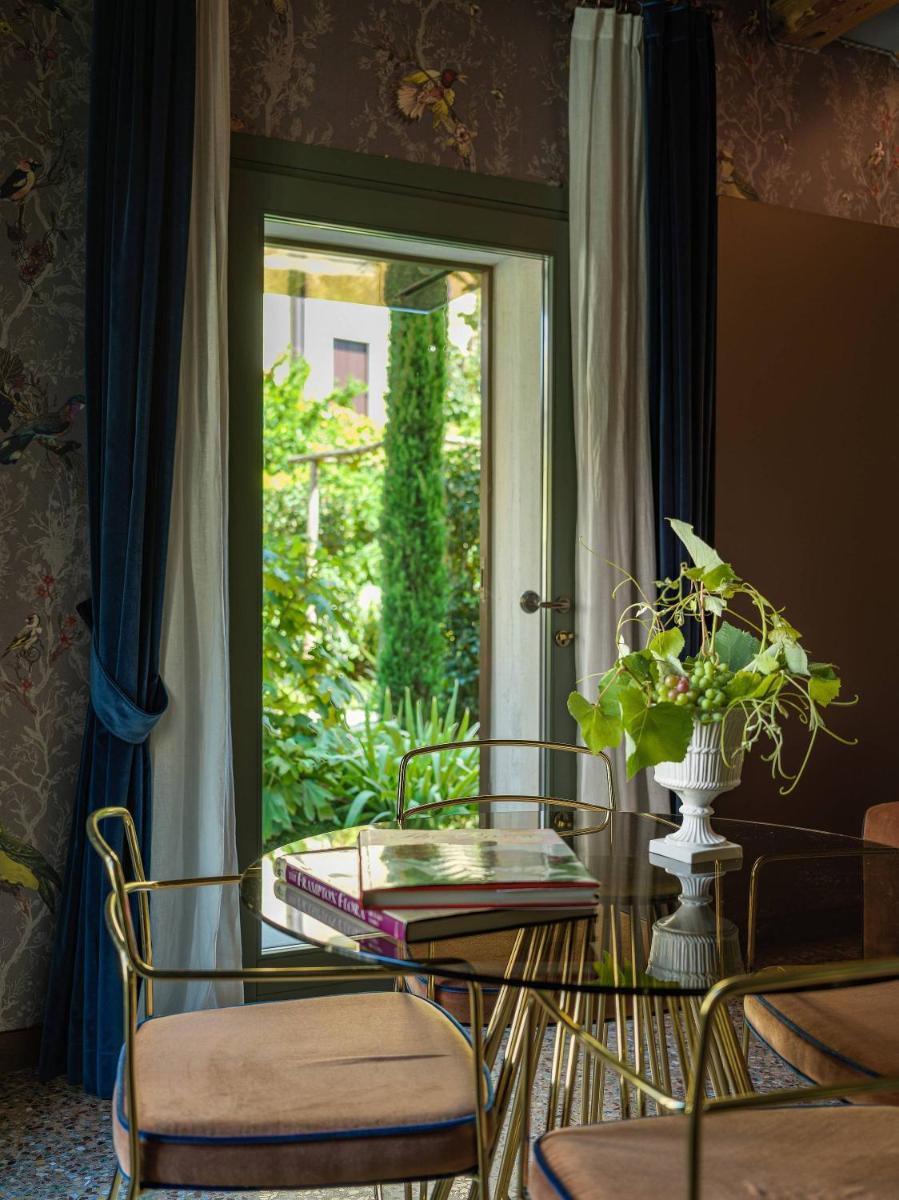 Madama Garden Retreat