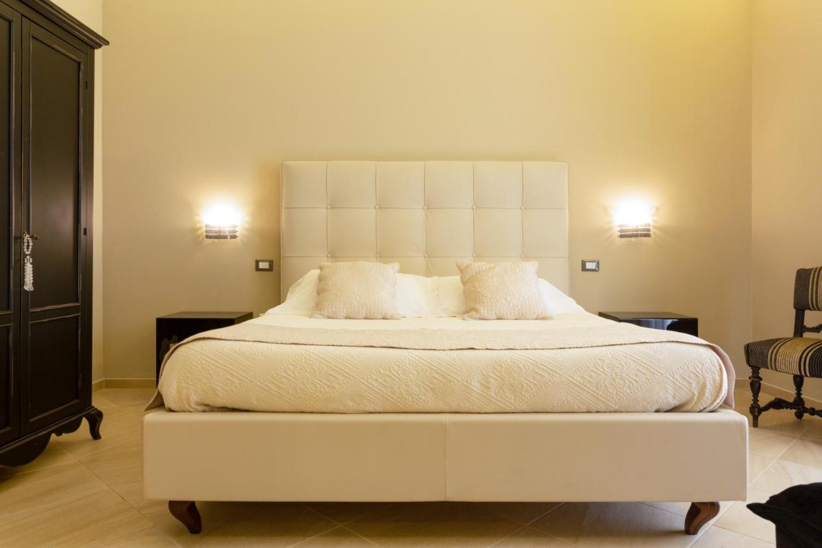Maecò Ortigia B&B - Deluxe Rooms & Suites