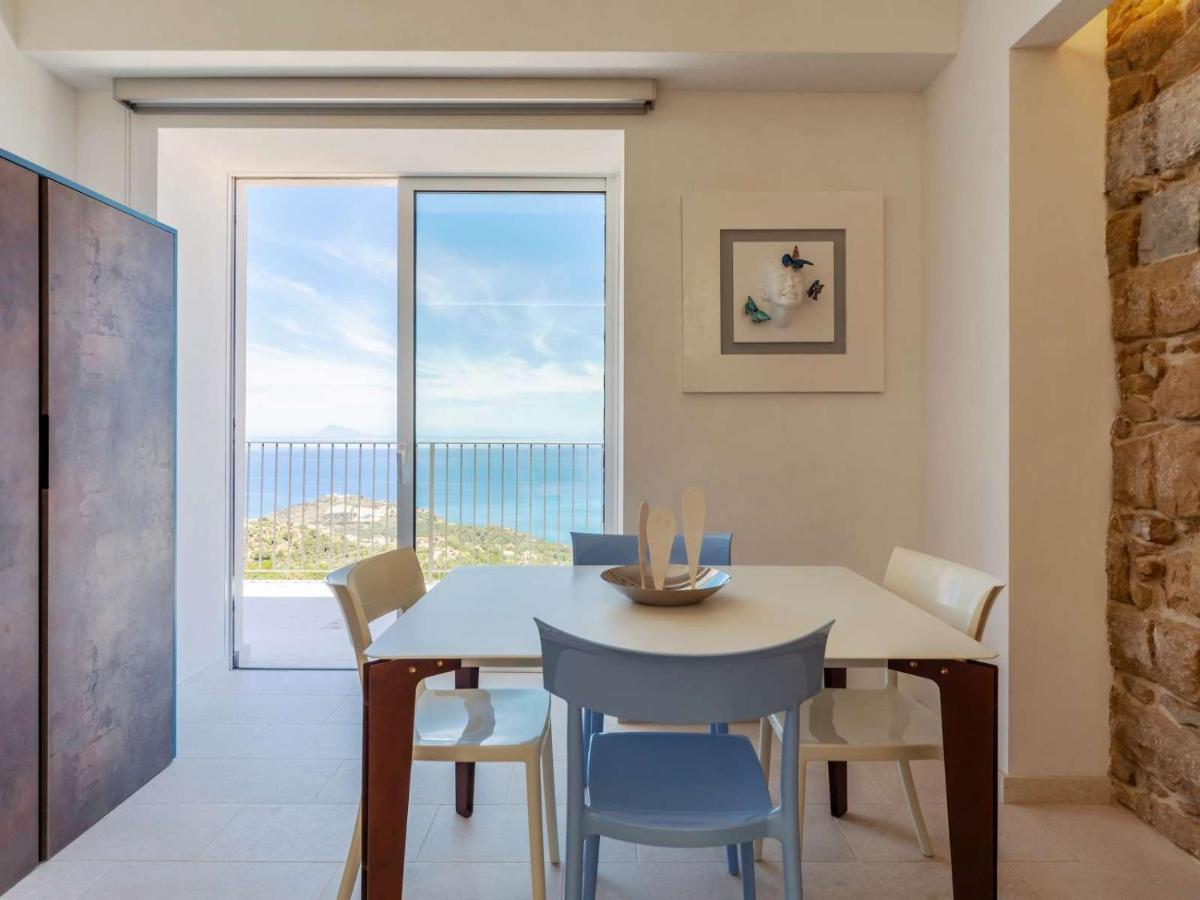 Maina Country Resort