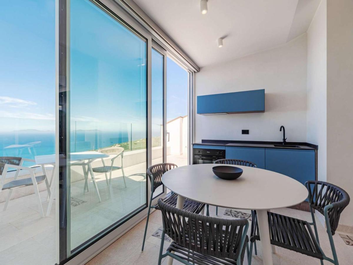 Maina Country Resort