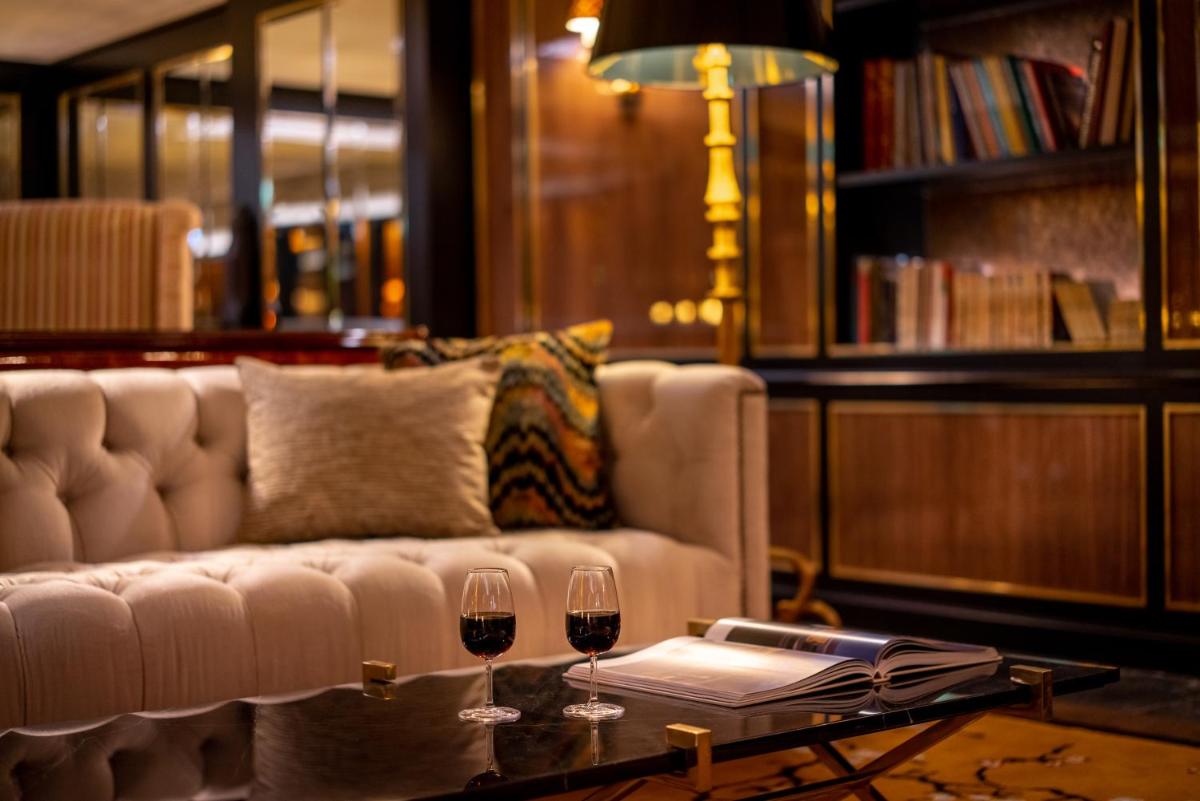 The One Monumental Palace