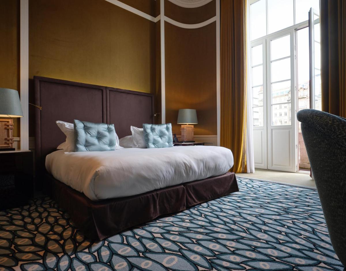 The One Monumental Palace