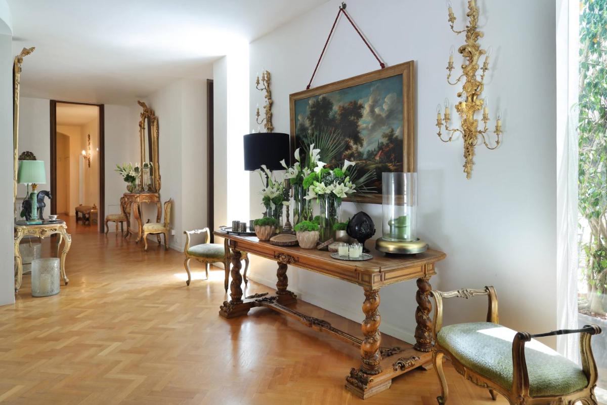 Maison D'Enrì