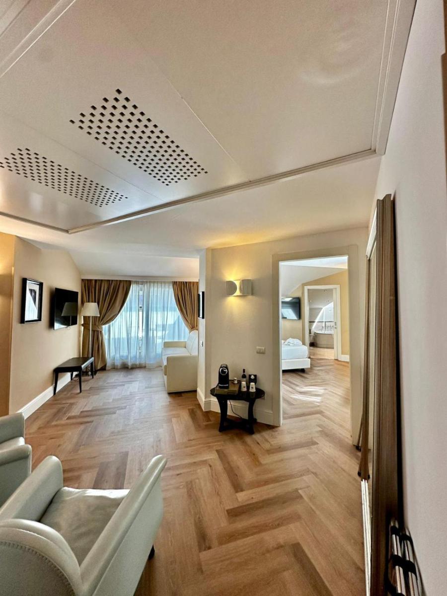 Maison Milano | UNA Esperienze