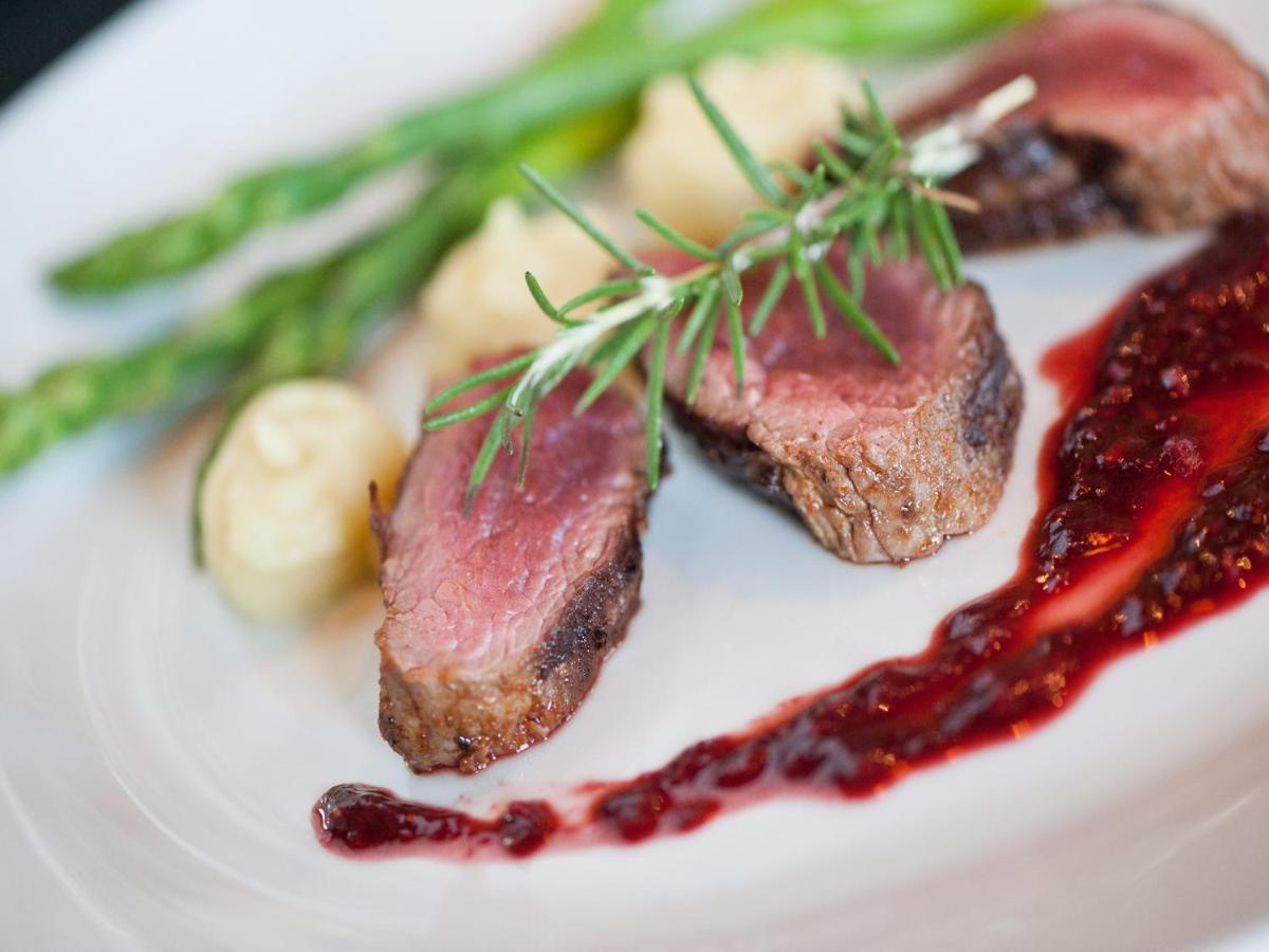 Makumu Private Game Lodge