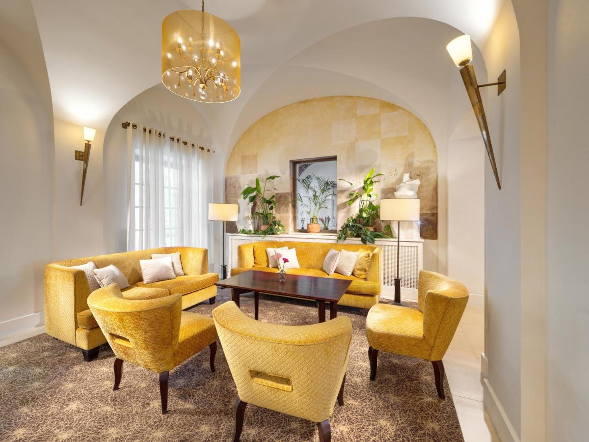 Mamaison Le Regina Boutique Hotel