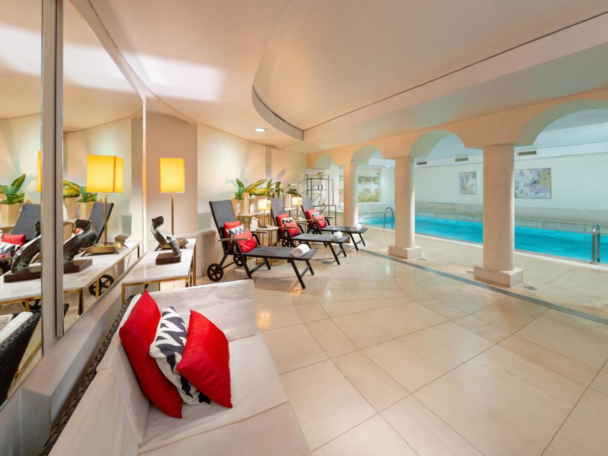 Mamaison Le Regina Boutique Hotel