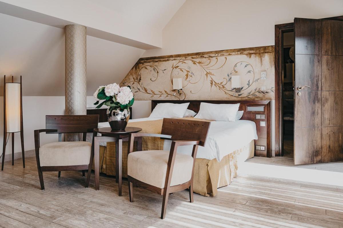 Mamaison Le Regina Boutique Hotel