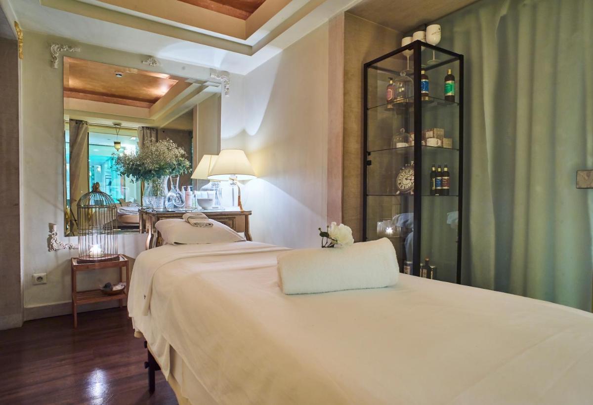 Mamaison Le Regina Boutique Hotel