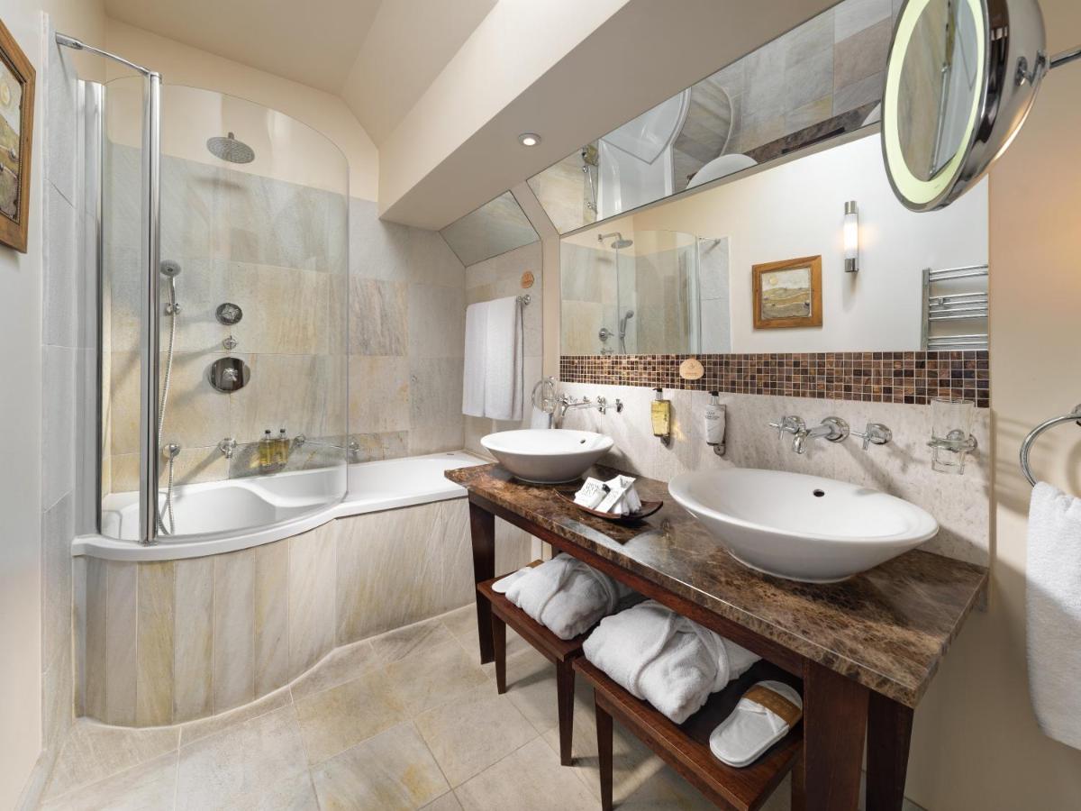 Mamaison Le Regina Boutique Hotel