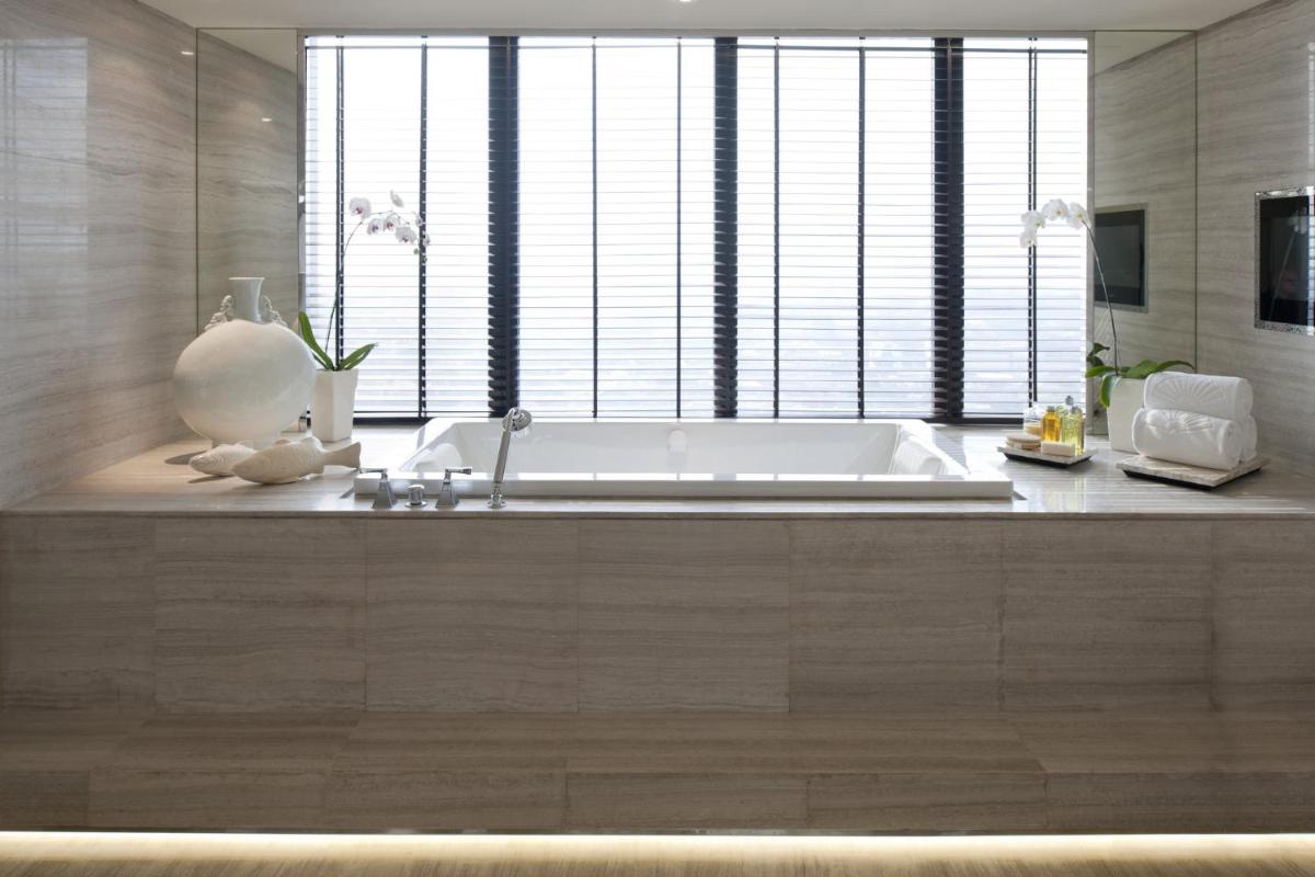 Mandarin Oriental, Jakarta