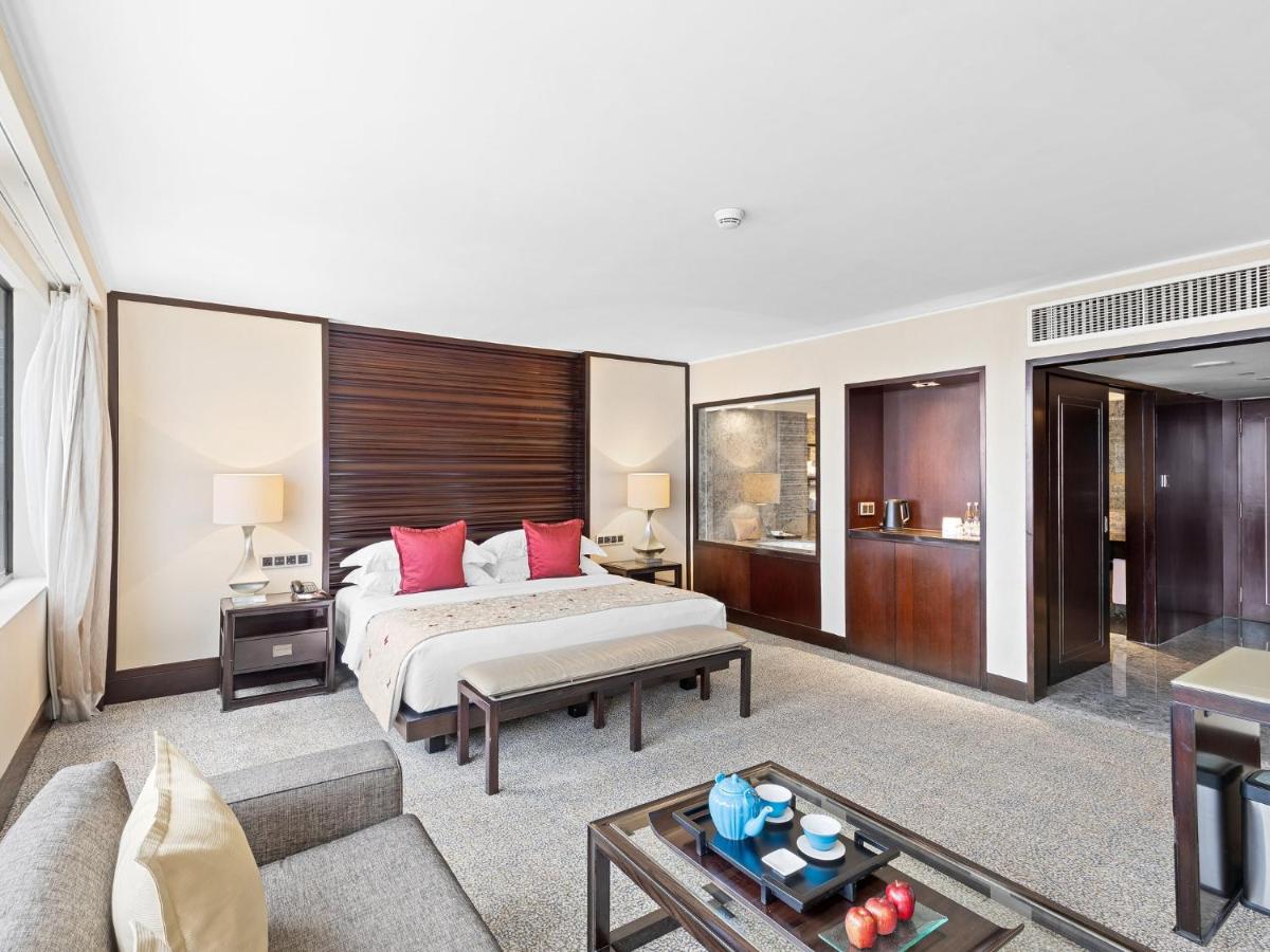 Mandarin Oriental, Jakarta