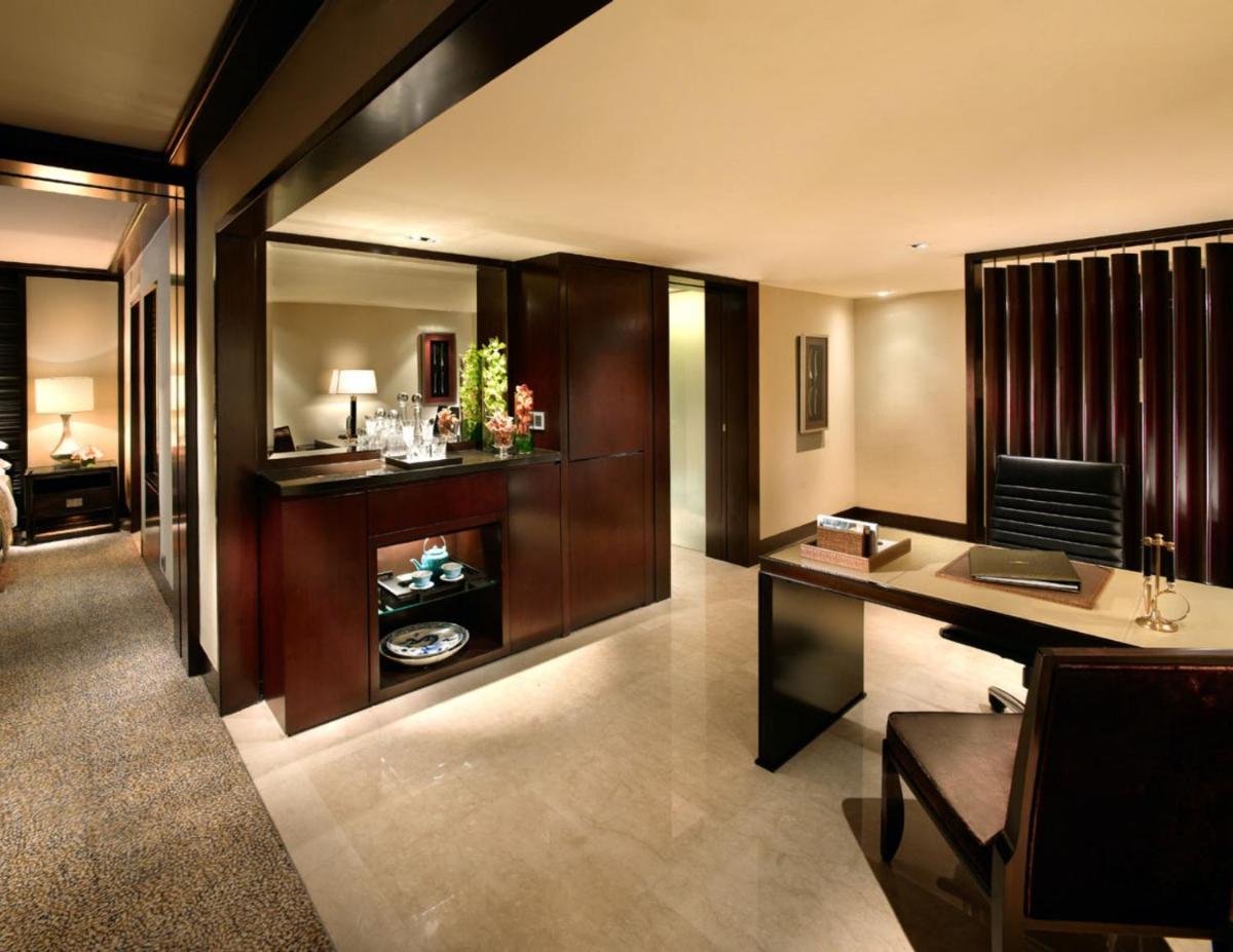 Mandarin Oriental, Jakarta