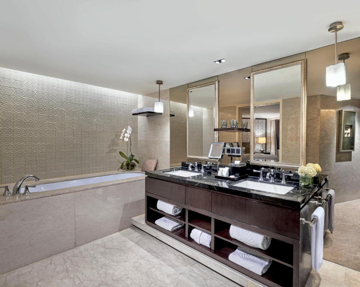 Mandarin Oriental, Jakarta