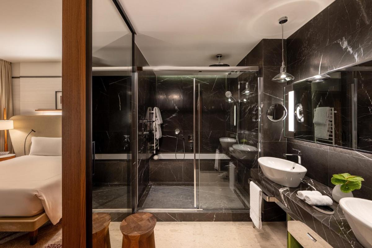 Mandarin Oriental, Milan