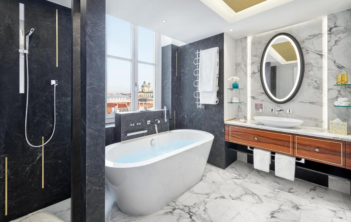 Mandarin Oriental, Munich