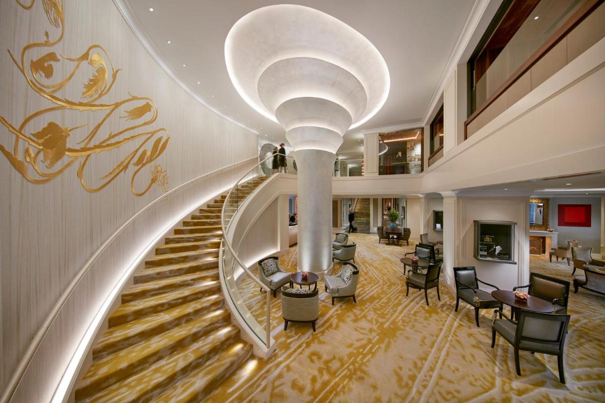 Mandarin Oriental, Munich