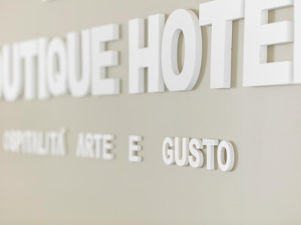 Manè Boutique Hotel