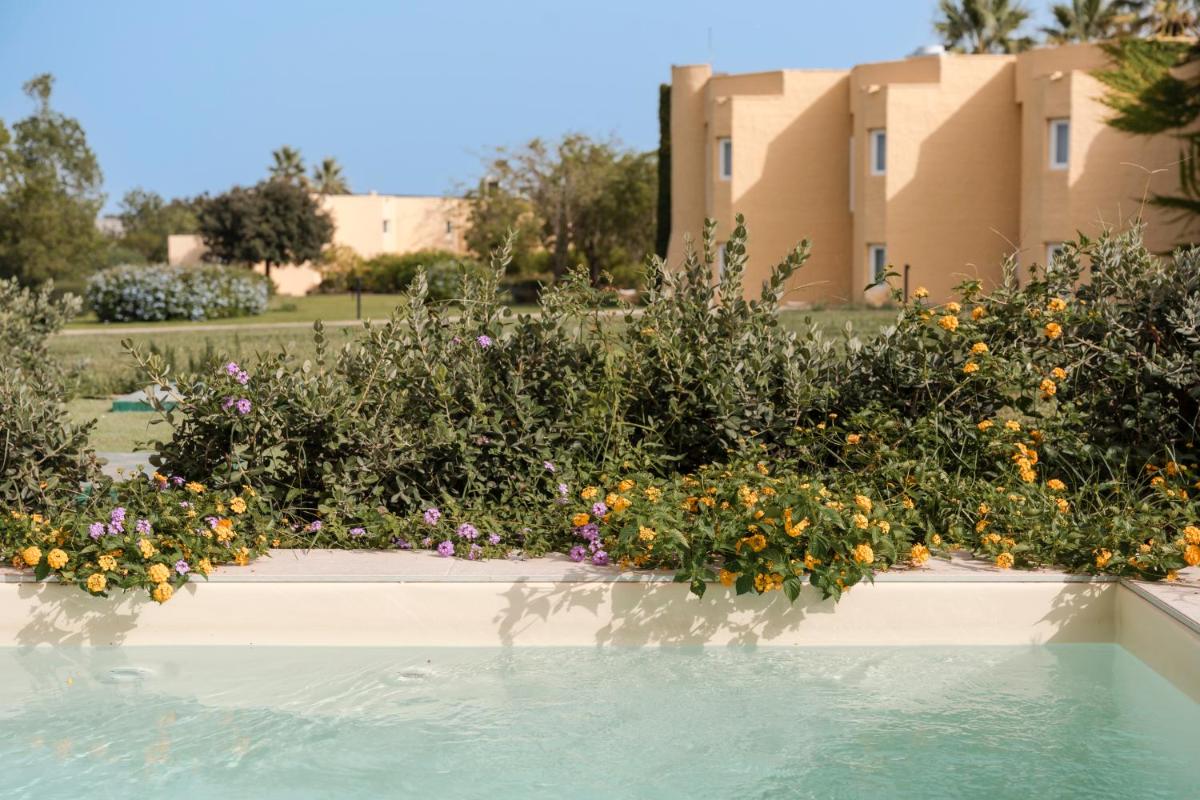 Mangia's Brucoli, Sicily, Autograph Collection