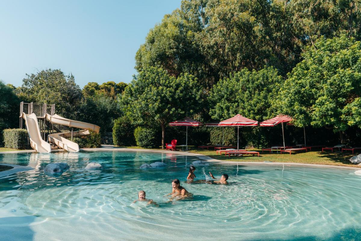 Mangia's Brucoli, Sicily, Autograph Collection