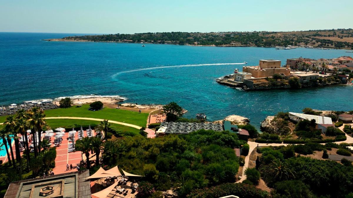 Mangia's Brucoli, Sicily, Autograph Collection