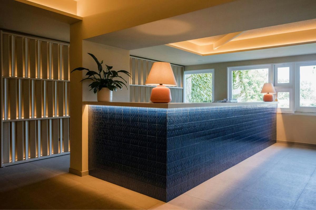 Mangia's Brucoli, Sicily, Autograph Collection