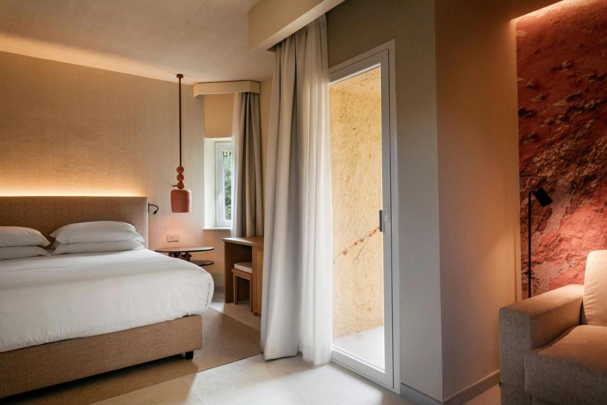 Mangia's Brucoli, Sicily, Autograph Collection