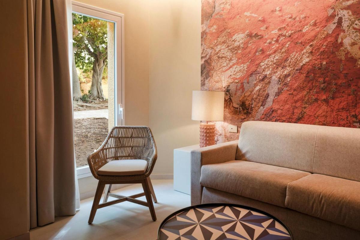 Mangia's Brucoli, Sicily, Autograph Collection