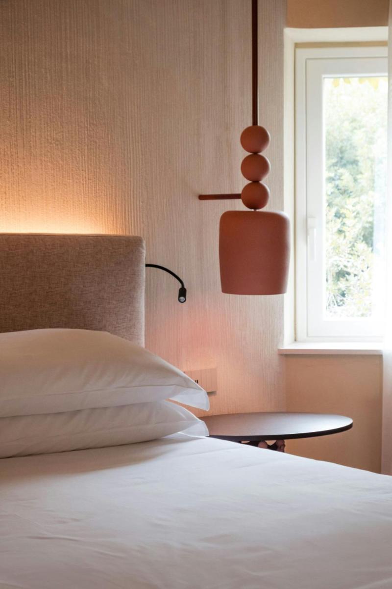 Mangia's Brucoli, Sicily, Autograph Collection