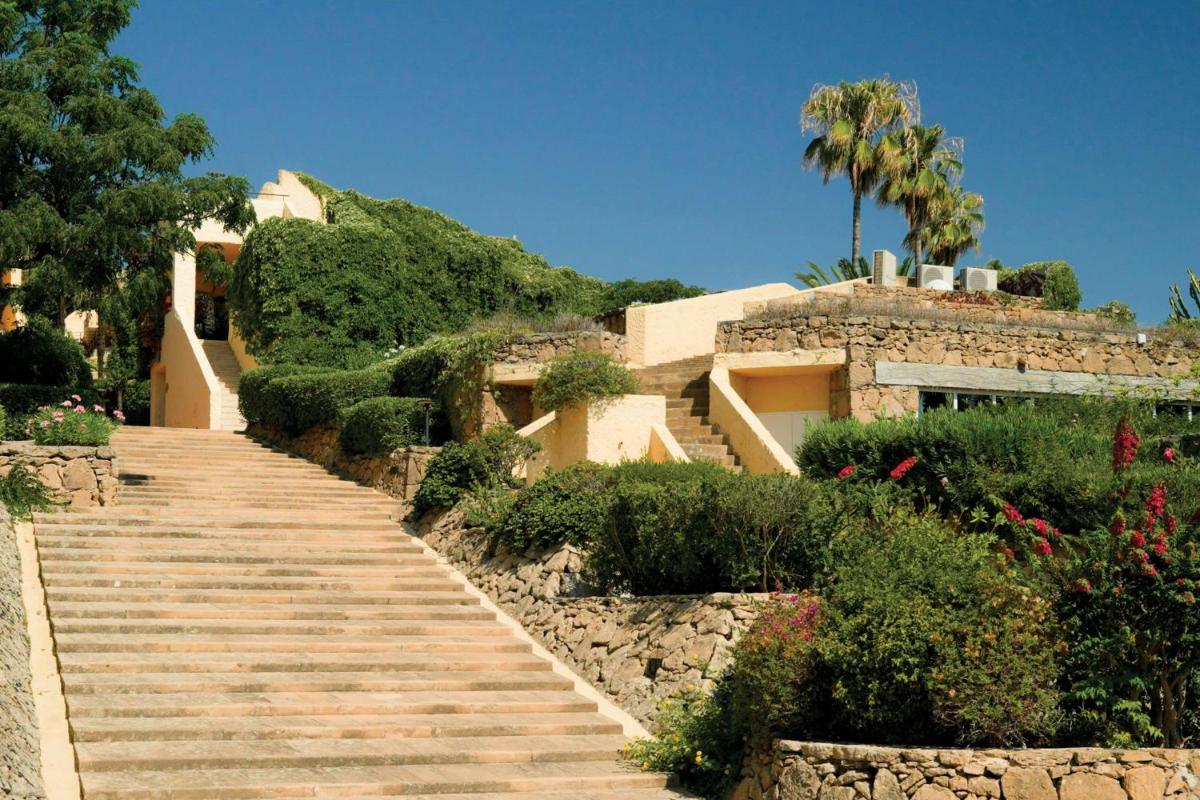 Mangia's Brucoli, Sicily, Autograph Collection