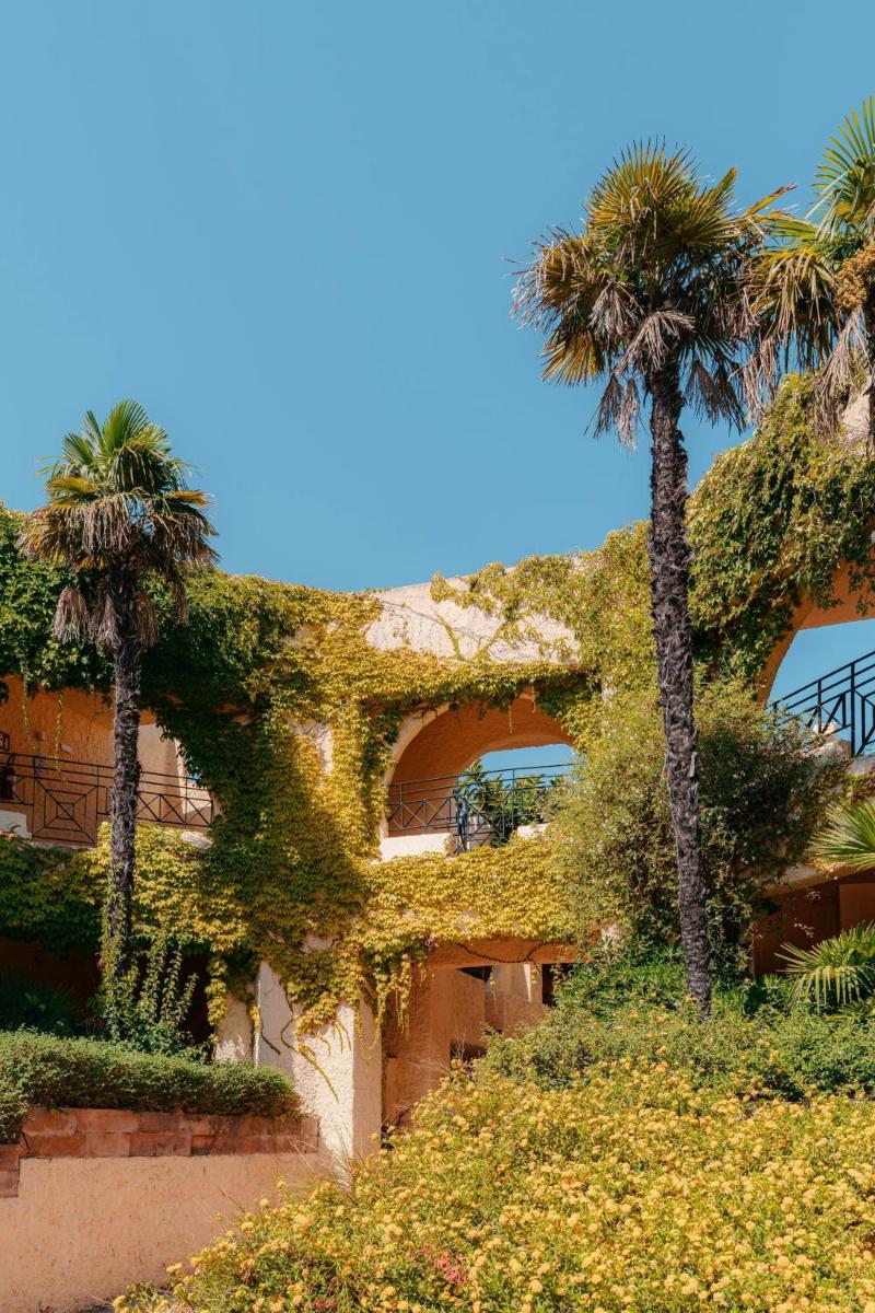 Mangia's Brucoli, Sicily, Autograph Collection