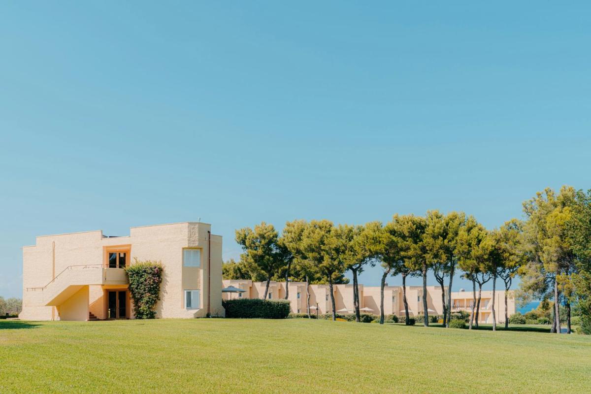 Mangia's Brucoli, Sicily, Autograph Collection