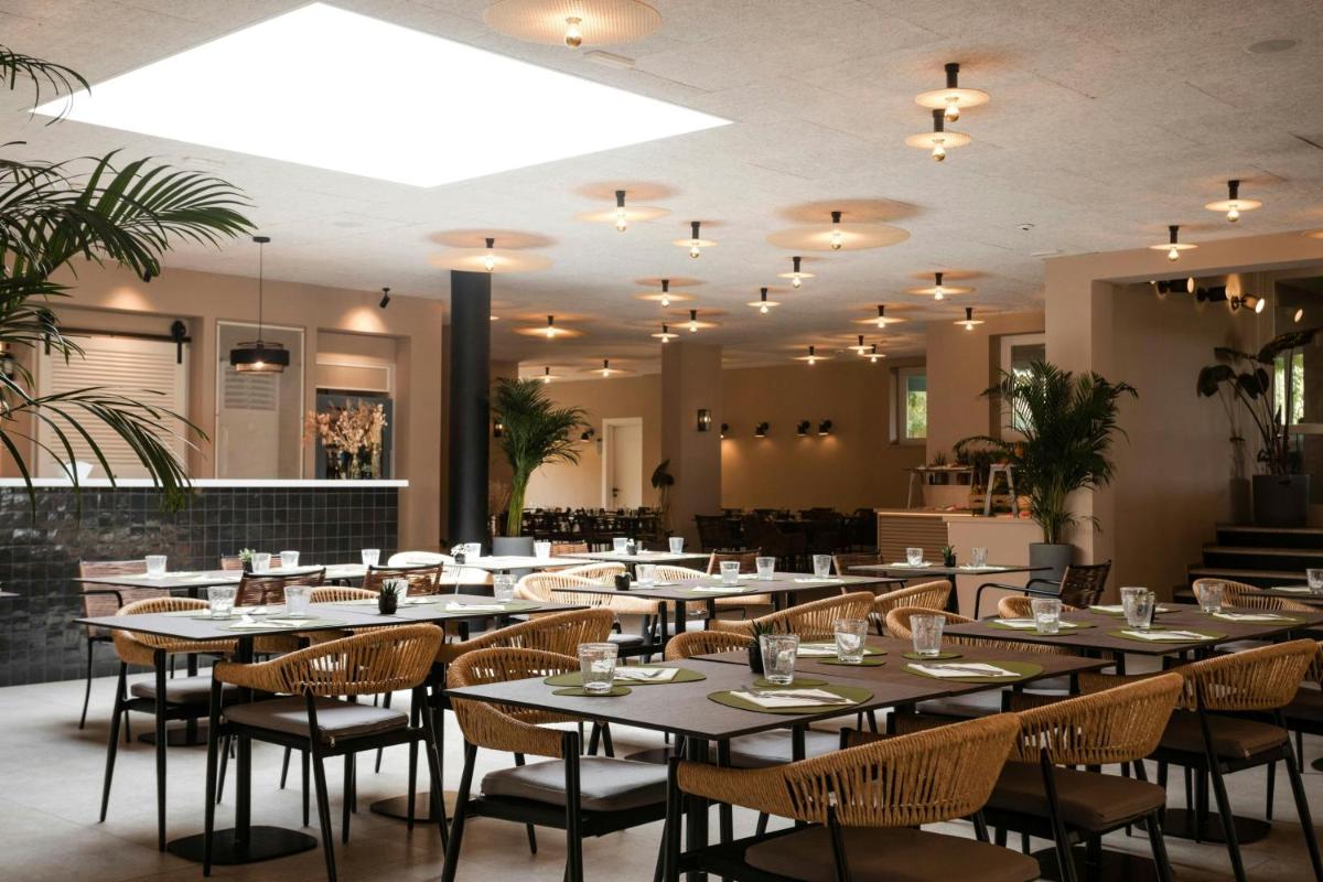 Mangia's Brucoli, Sicily, Autograph Collection