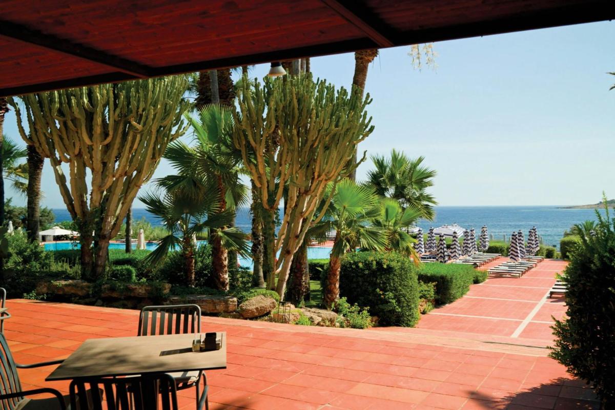 Mangia's Brucoli, Sicily, Autograph Collection