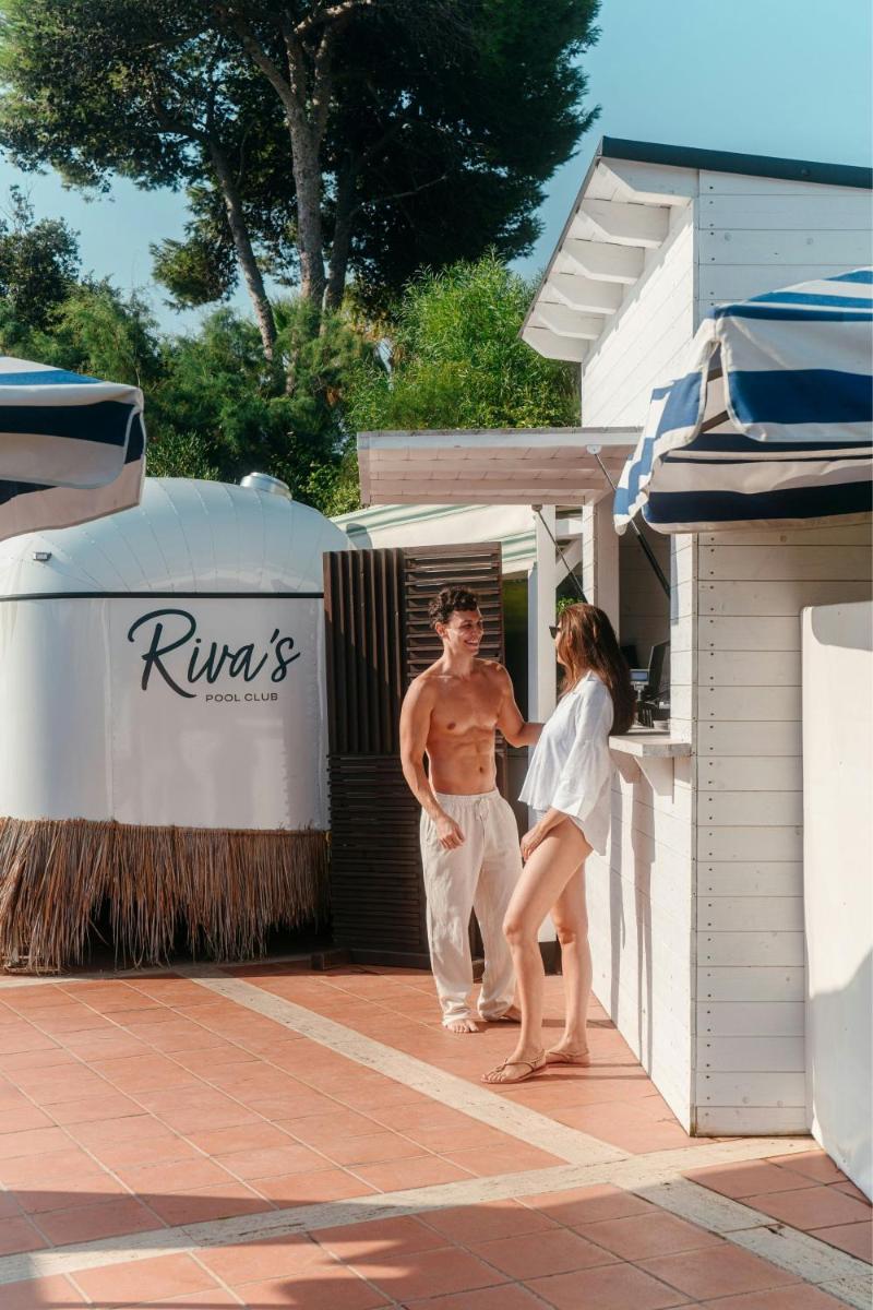 Mangia's Brucoli, Sicily, Autograph Collection